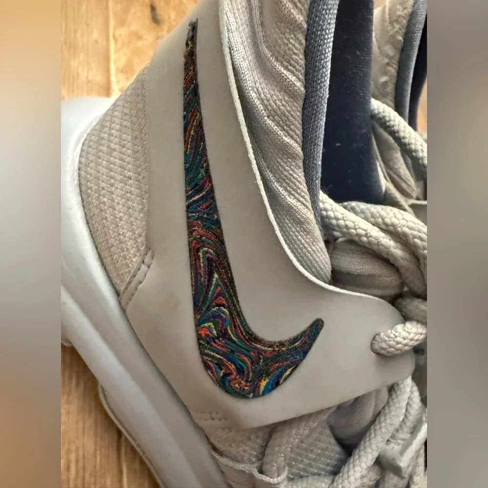 Nike KD 10 Anniversary sneakers kids 6.5 Euro 39